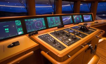 The Accelerating Change of Technology Adoption in the Yachting Industry